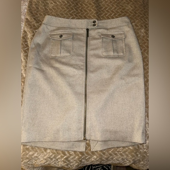 The Limited Mini Skirt. Size 8 - Picture 1 of 4